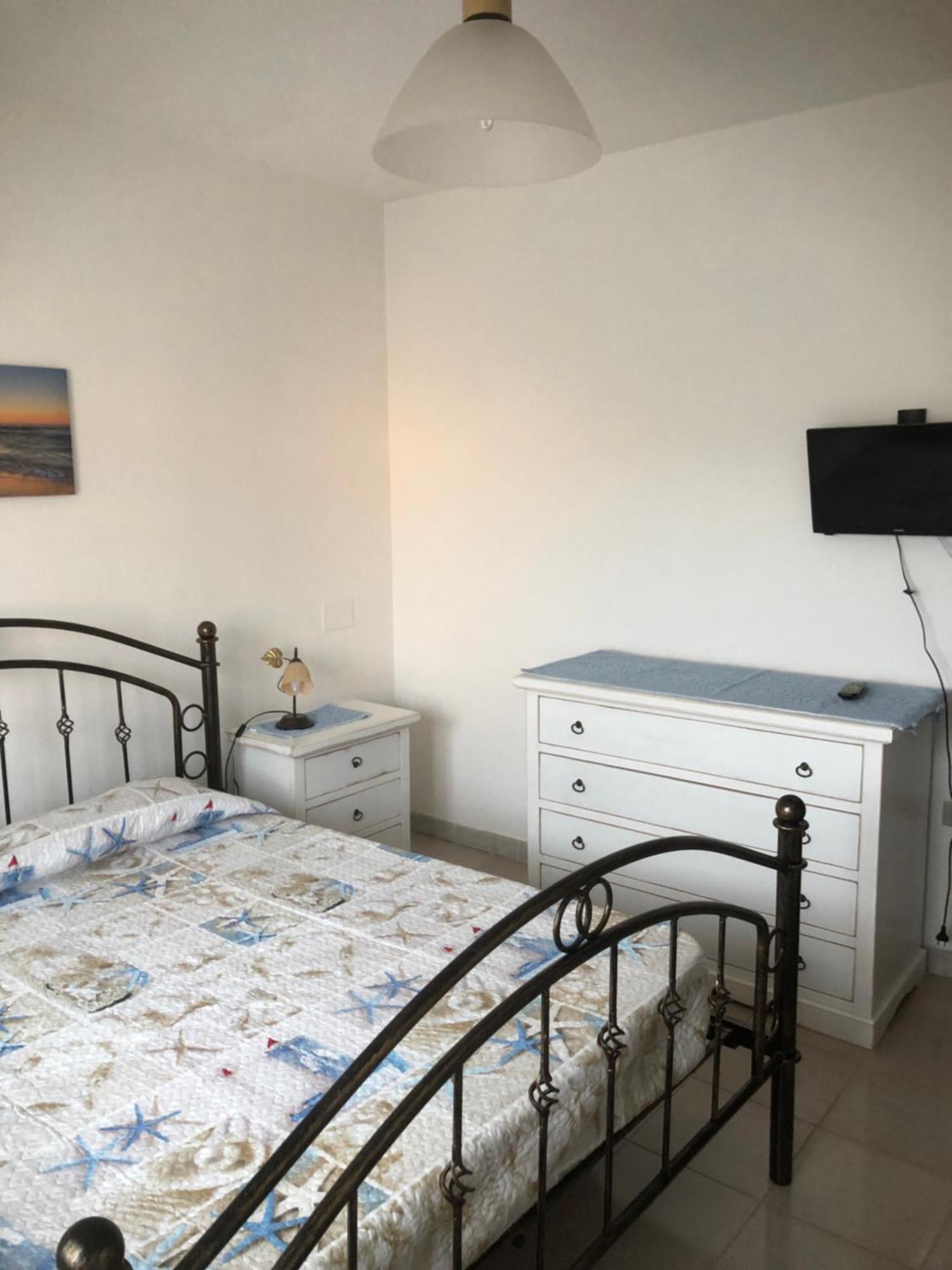 Blue Apartment La Maddalena  Екстер'єр фото